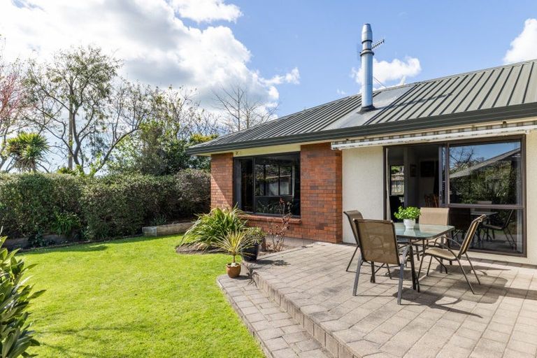 Photo of property in 12 Kingsgate Row, Havelock North, 4130