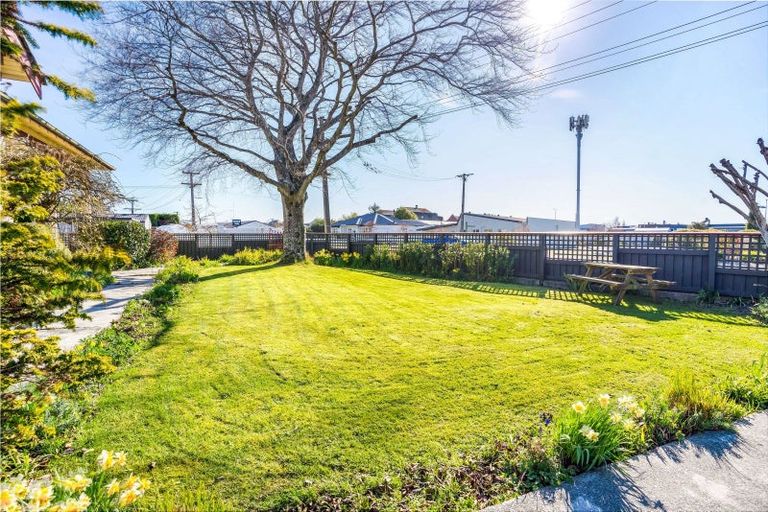 Photo of property in 134 Park Street, Winton, 9720