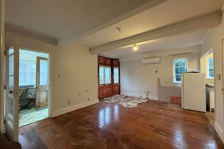 Photo of property in 30 Childers Terrace, Kilbirnie, Wellington, 6022