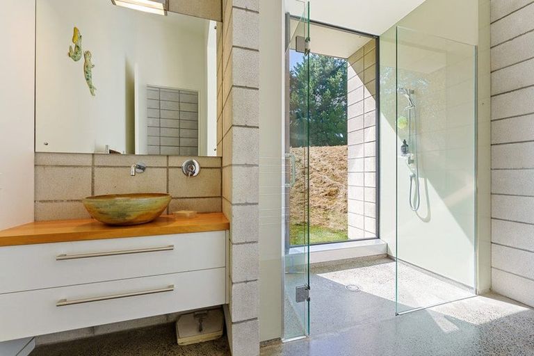 Photo of property in 86 Derham Road, Te Horo, Otaki, 5581