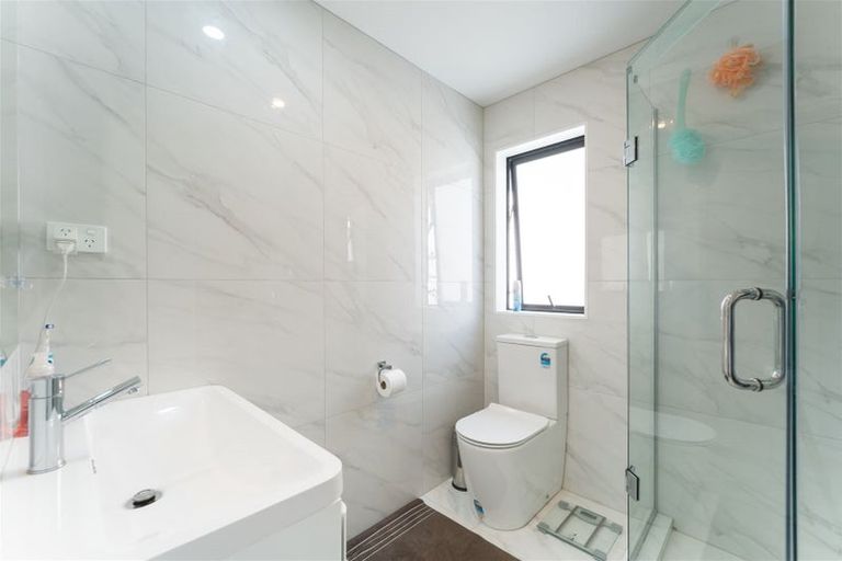 Photo of property in 13c Keiha Crescent, Massey, Auckland, 0614