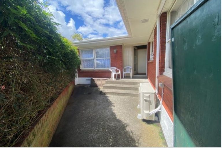 Photo of property in 49a Berkley Avenue, Hillcrest, Hamilton, 3216