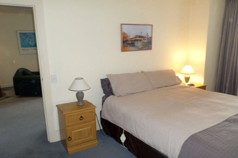 Photo of property in Kelvin House, 1d/16 The Terrace, Wellington Central, Wellington, 6011