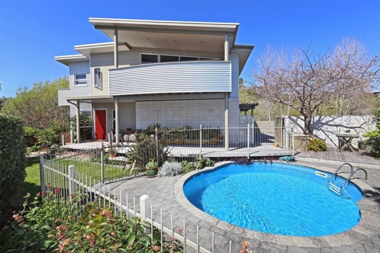 Photo of property in 57 Durham Drive, Havelock North, 4130