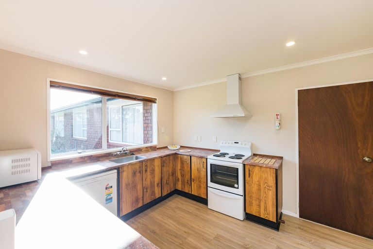 Photo of property in 12 Aintree Crescent, Awapuni, Palmerston North, 4412