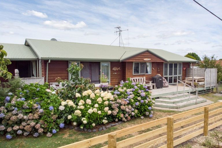 Photo of property in 53 River Road, Ngatea, 3503