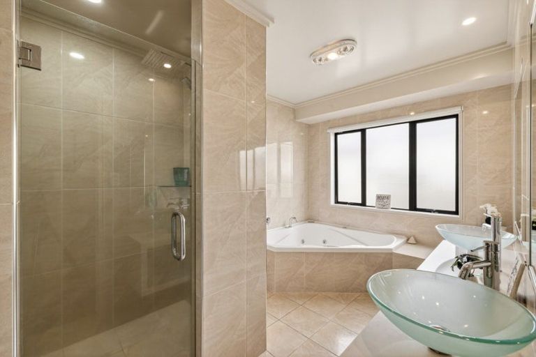 Photo of property in 8 Bucklands Crescent, Papamoa Beach, Papamoa, 3118