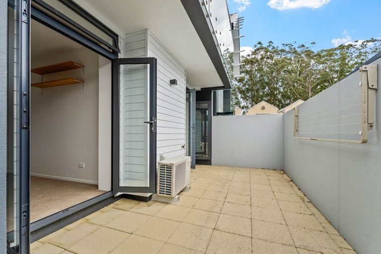 Photo of property in 7c Botanical Drive, Silverdale, 0932