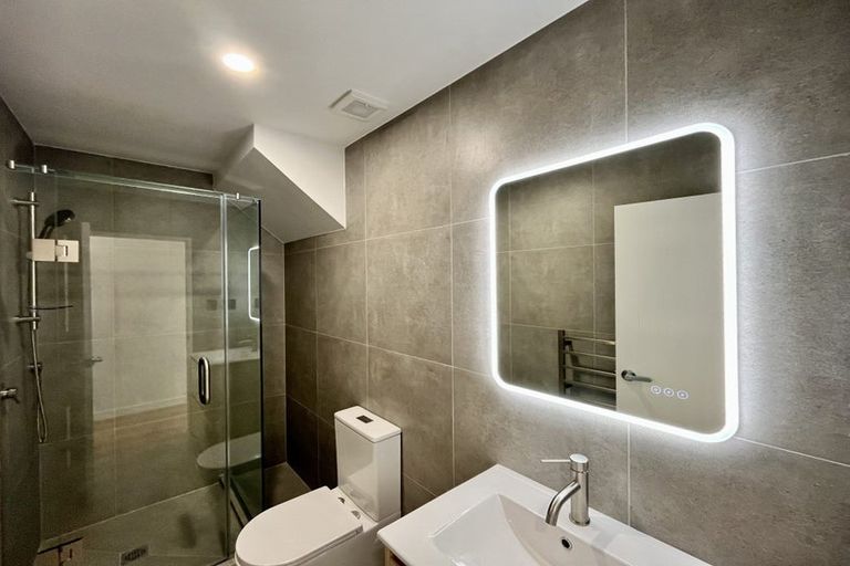 Photo of property in 6/399 Massey Road, Mangere East, Auckland, 2024