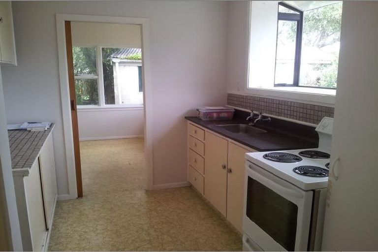 Photo of property in 41 Woodgrove Avenue, North New Brighton, Christchurch, 8083