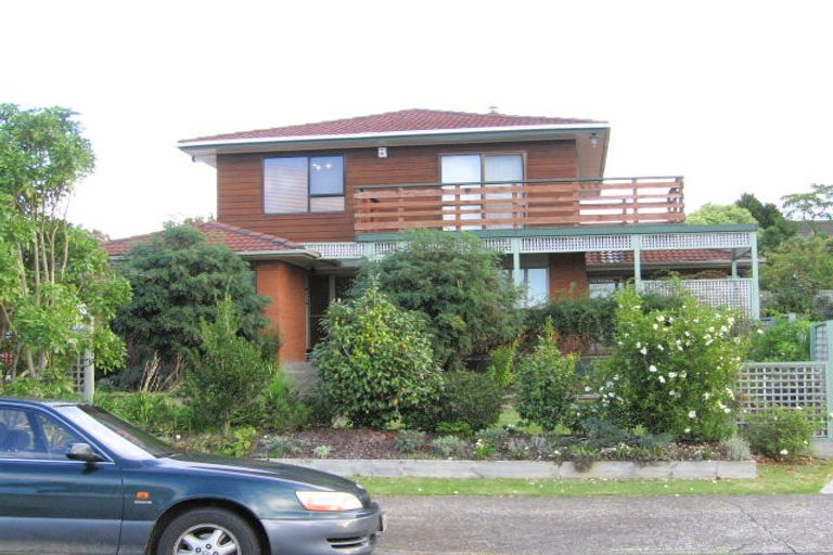 Photo of property in 16 Galloway Crescent, Farm Cove, Auckland, 2012