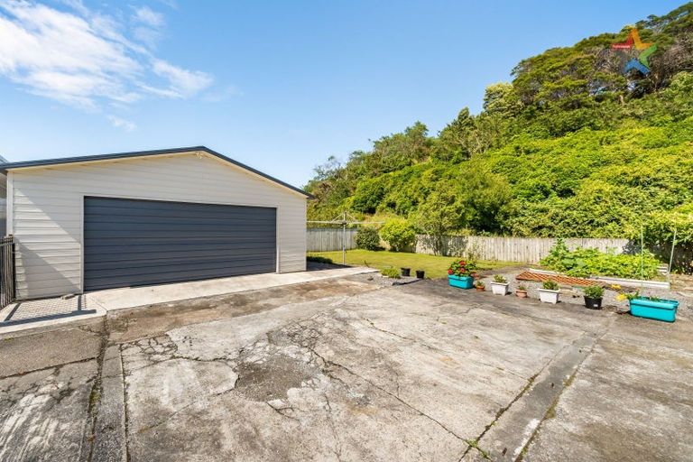 Photo of property in 62b Dover Road, Wainuiomata, Lower Hutt, 5014