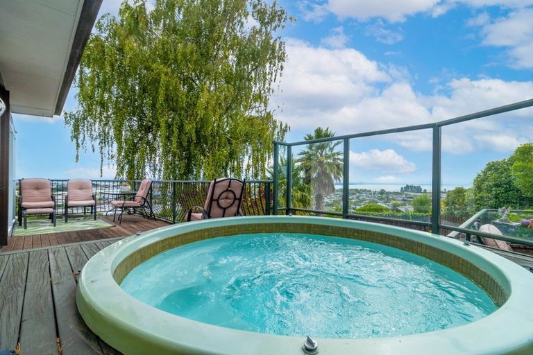 Photo of property in 51 Tosswill Road, Tahunanui, Nelson, 7011