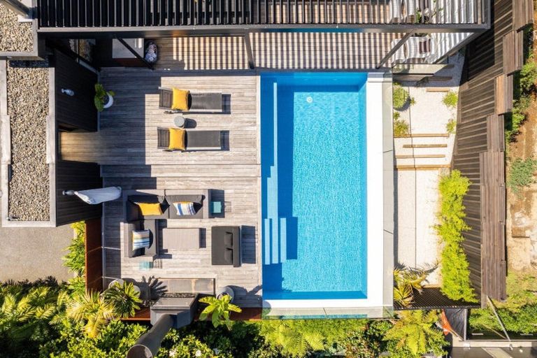 Photo of property in 120 Pendarves Street, New Plymouth, 4312