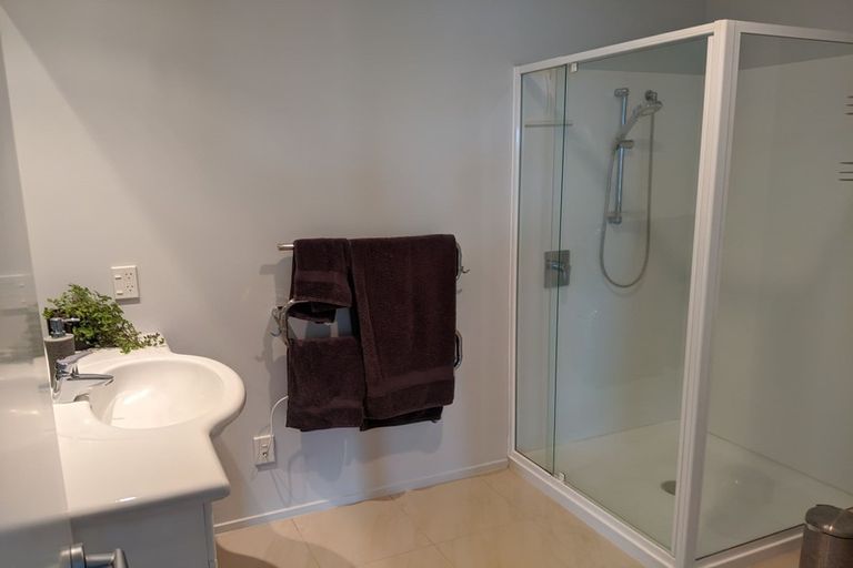 Photo of property in 12/72b Devonport Road, Tauranga, 3110