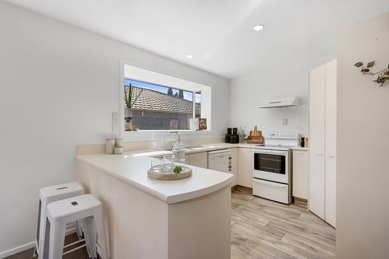 Photo of property in 2/20a Studholme Street, Somerfield, Christchurch, 8024