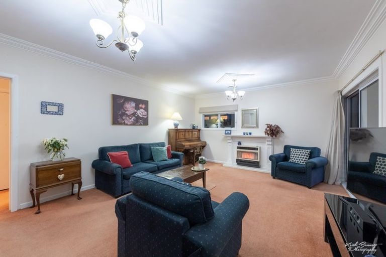 Photo of property in 27 Wainui Road, Waiwhetu, Lower Hutt, 5010