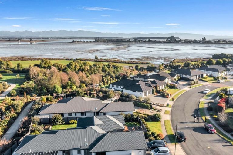 Photo of property in 42 Curtis Street, Stoke, Nelson, 7011