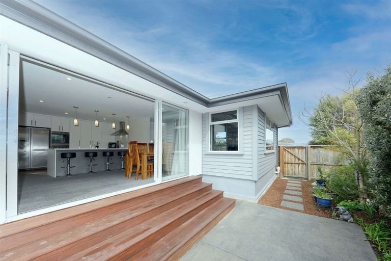 Photo of property in 14 Caithness Street, New Brighton, Christchurch, 8083