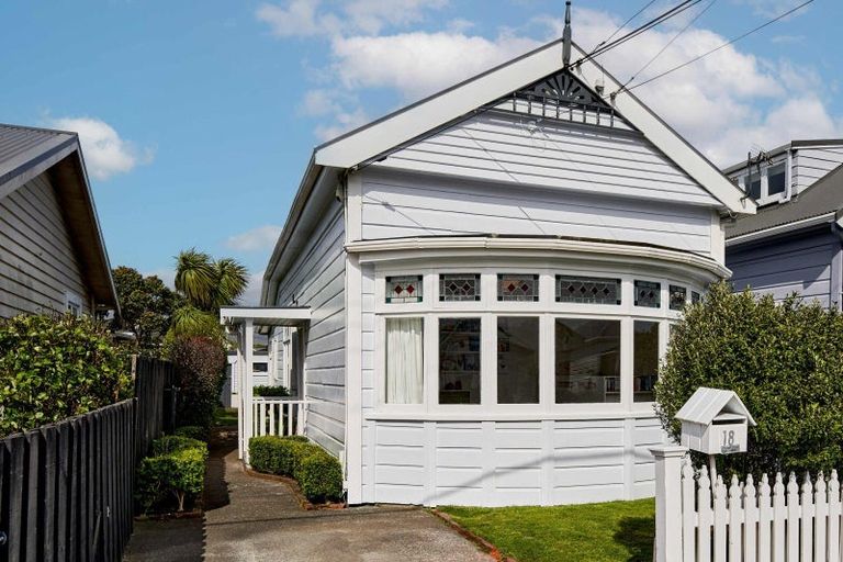 Photo of property in 18 Beach Street, Petone, Lower Hutt, 5012