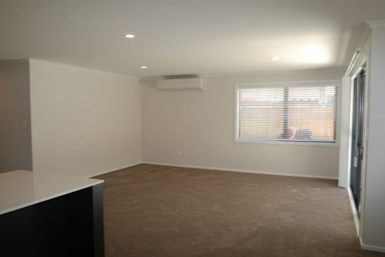 Photo of property in 25 Pohe Street, Waikanae, 5036