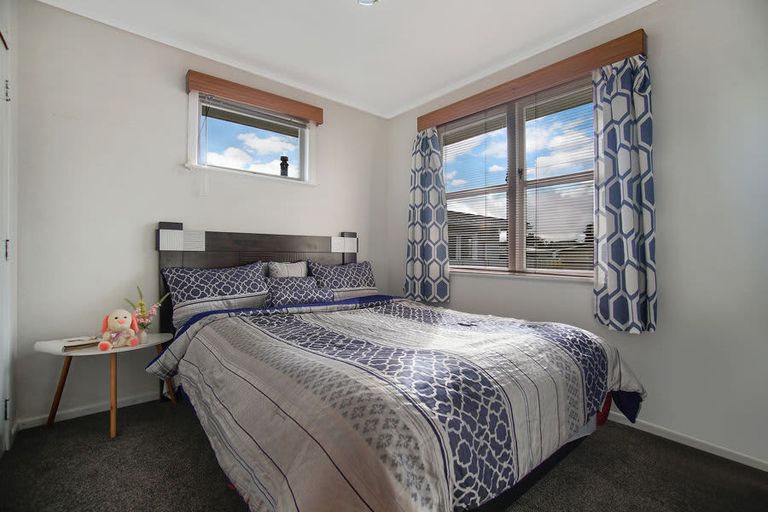 Photo of property in 56 Sheehan Avenue, Papakura, 2110