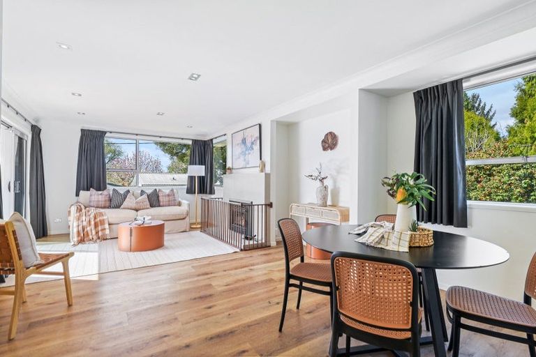 Photo of property in 28 Utuhina Road, Springfield, Rotorua, 3015