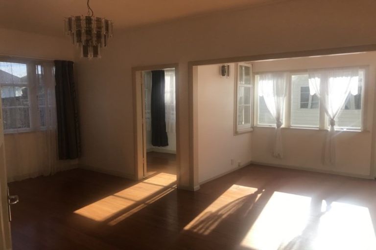 Photo of property in 494 Mount Albert Road, Mount Roskill, Auckland, 1042