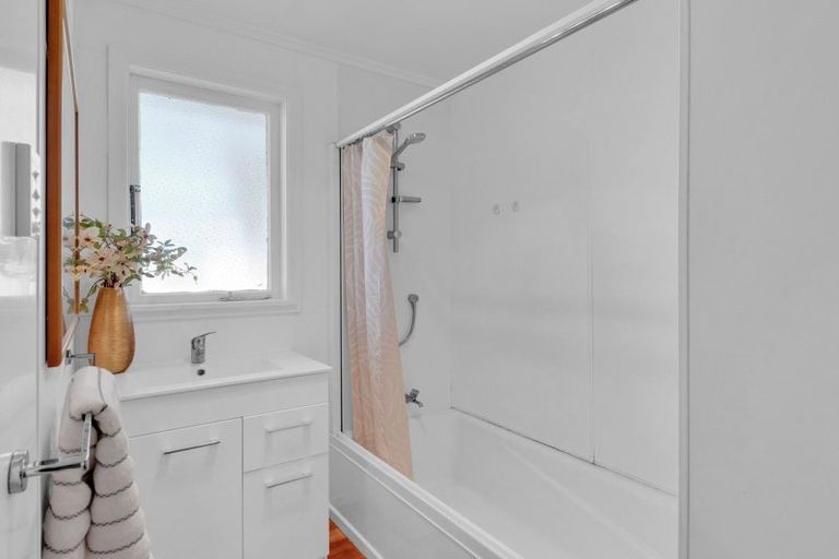 Photo of property in 202 Mahoe Street, Melville, Hamilton, 3206