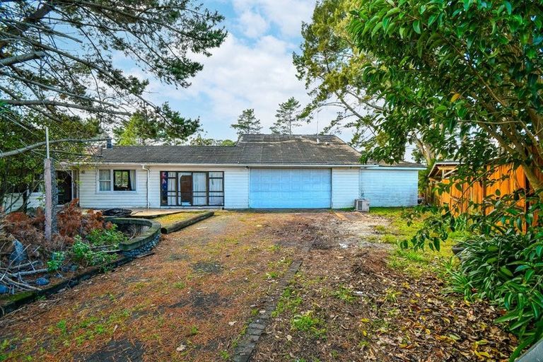 Photo of property in 114 Ennis Avenue, Pakuranga Heights, Auckland, 2010