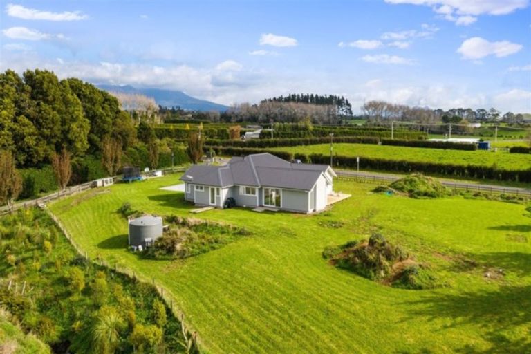 Photo of property in 1199 Egmont Road, Egmont Village, New Plymouth, 4372