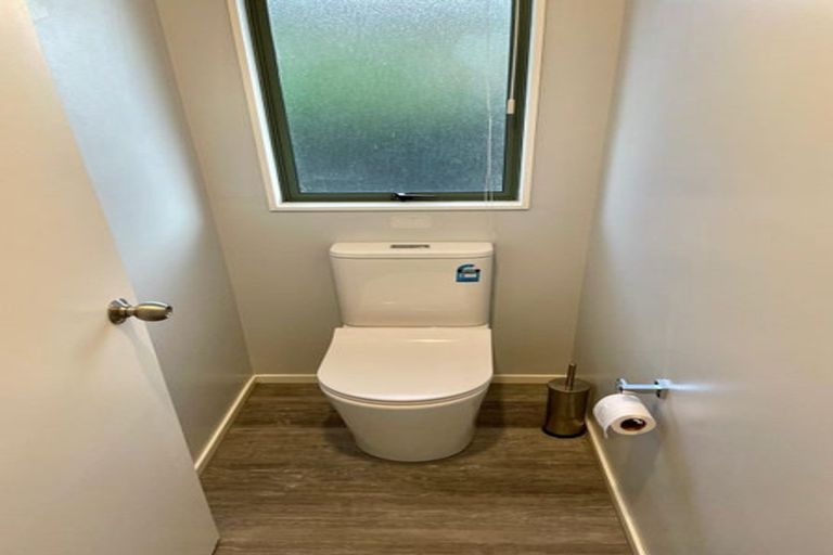 Photo of property in 9 Ardee Close, East Tamaki, Auckland, 2016