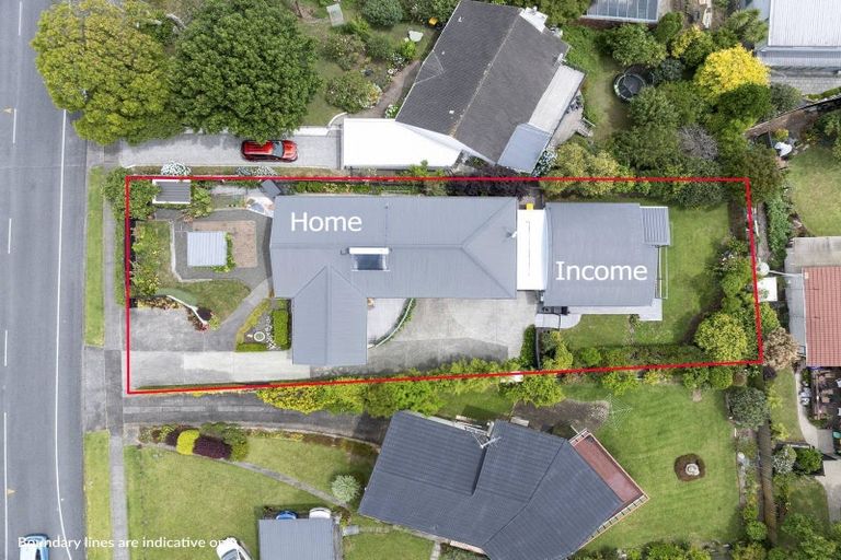 Photo of property in 117 Bradbury Road, Botany Downs, Auckland, 2010