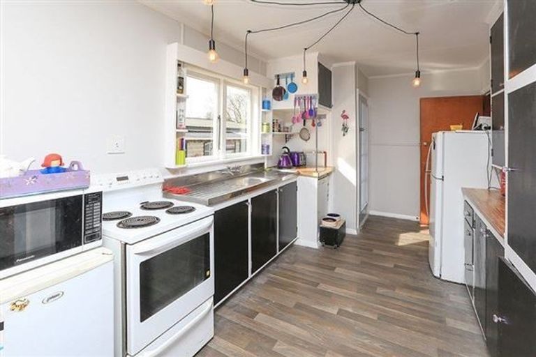 Photo of property in 17 Brocas Avenue, Hillcrest, Hamilton, 3216