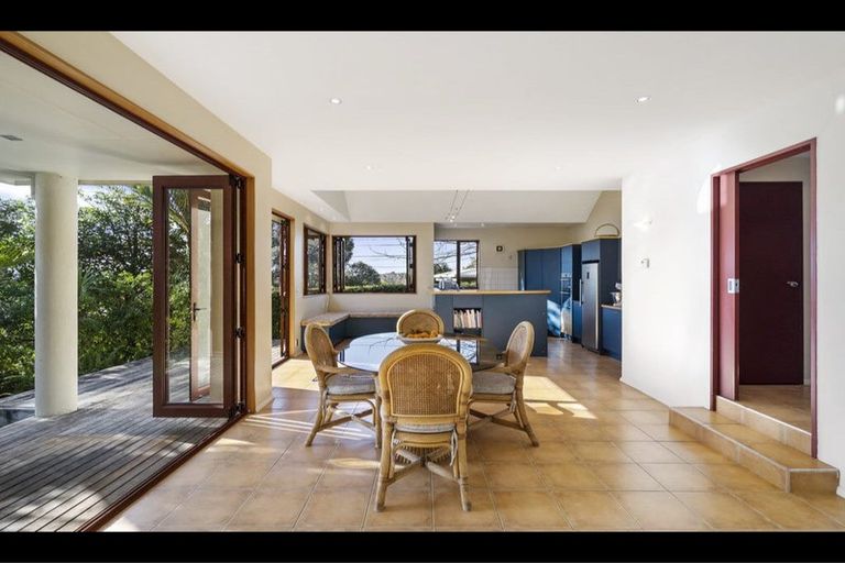 Photo of property in 65a Beresford Street, Bayswater, Auckland, 0622