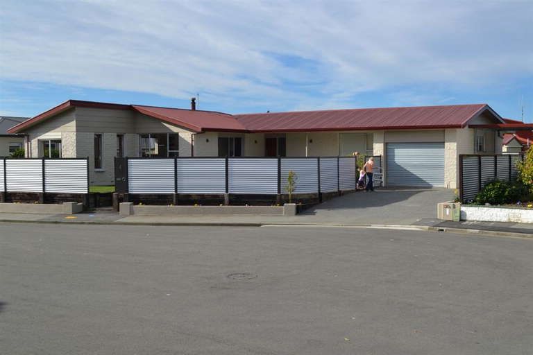 Photo of property in 4 Oak Place, Gleniti, Timaru, 7910
