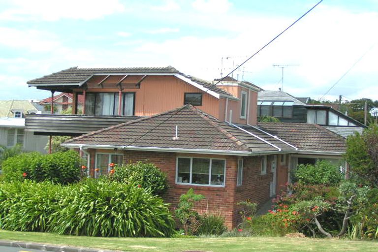 Photo of property in 2/21 Park Avenue, Takapuna, Auckland, 0622