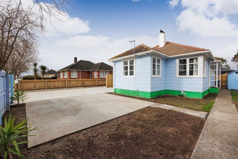 Photo of property in 70 Rangiora Avenue, Roslyn, Palmerston North, 4414