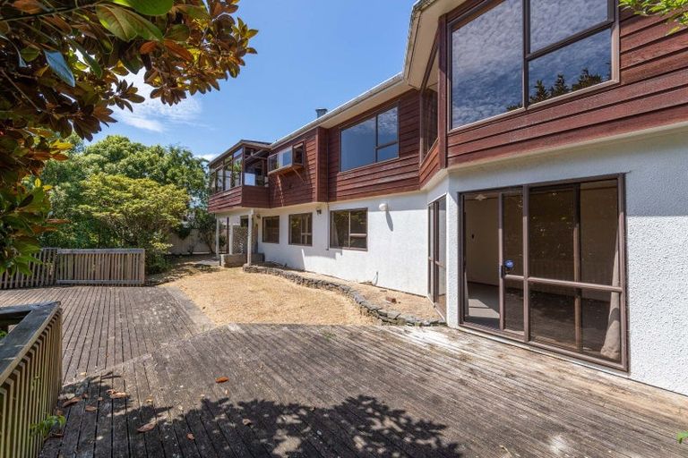 Photo of property in 22 Exploration Way, Whitby, Porirua, 5024