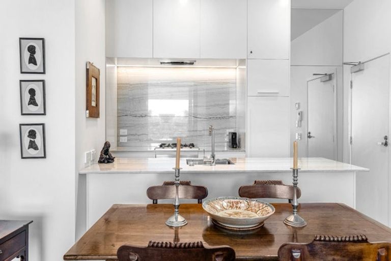 Photo of property in 202/12 Saint Marks Road, Remuera, Auckland, 1050