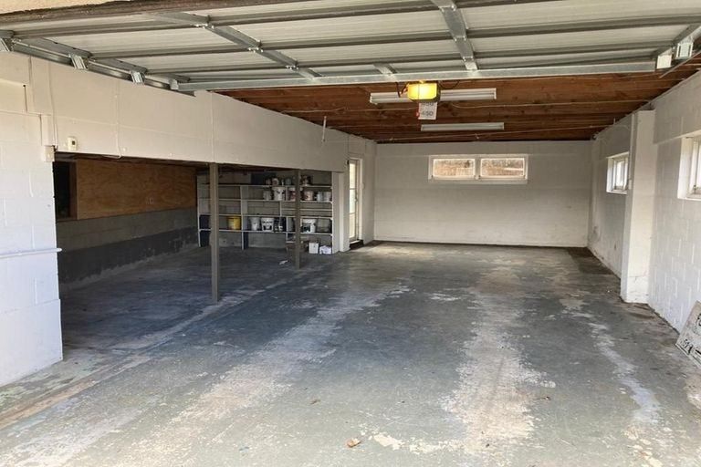 Photo of property in 4 Barnhill Crescent, Pahurehure, Papakura, 2113