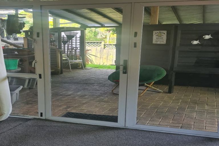 Photo of property in 2/30 Matipo Road, Mairangi Bay, Auckland, 0630