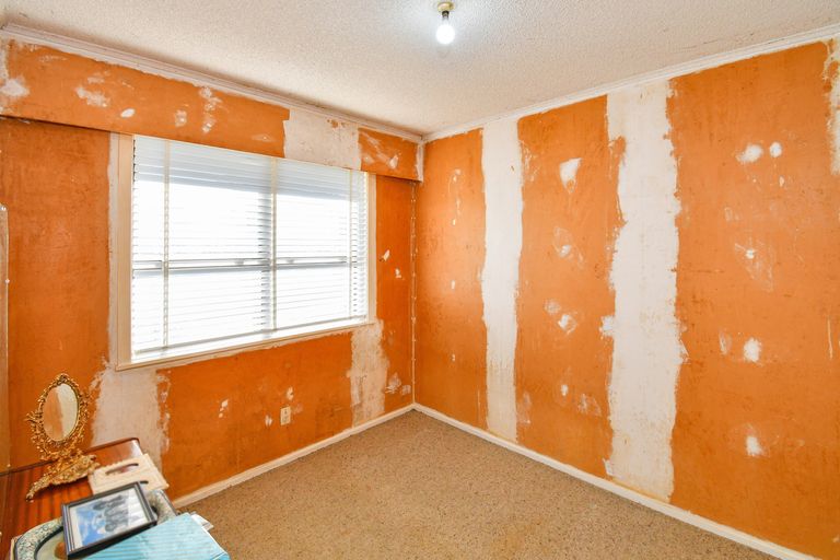 Photo of property in 16 Eastburn Street, Papakura, 2110