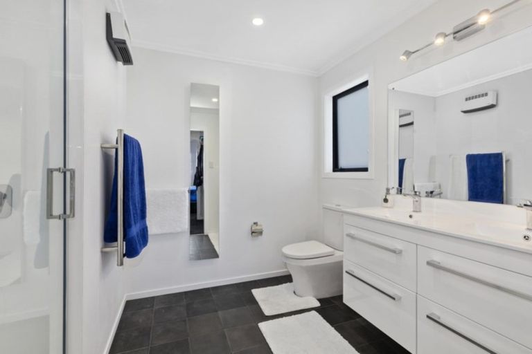 Photo of property in 34 Mossburn Grove, Kelson, Lower Hutt, 5010