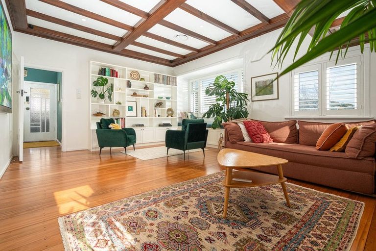 Photo of property in 15 Campbell Street, Karori, Wellington, 6012