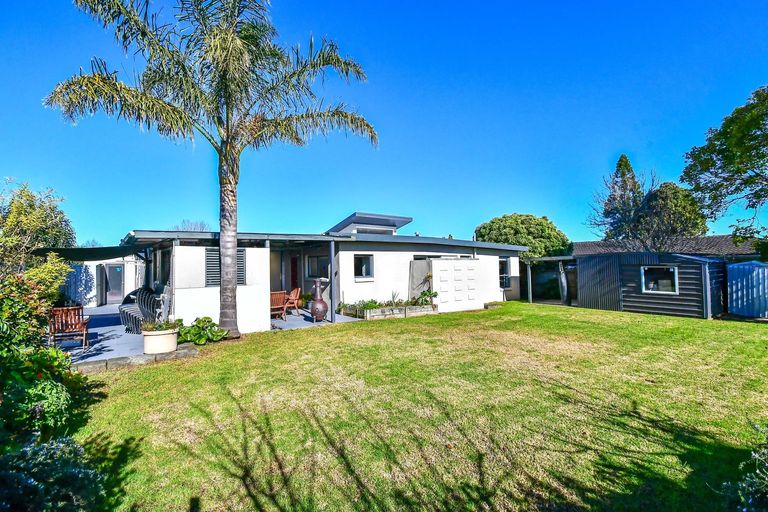 Photo of property in 24 Magnolia Avenue, Opaheke, Papakura, 2113