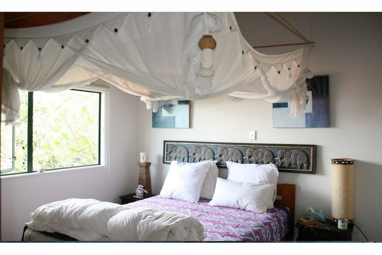 Photo of property in 2 Ashby Street, Russell, 0202