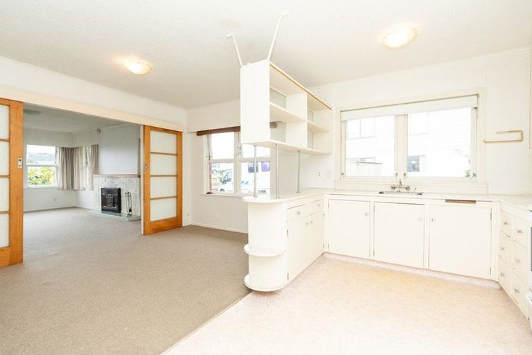 Photo of property in 4 Bankart Street, Raglan, 3225