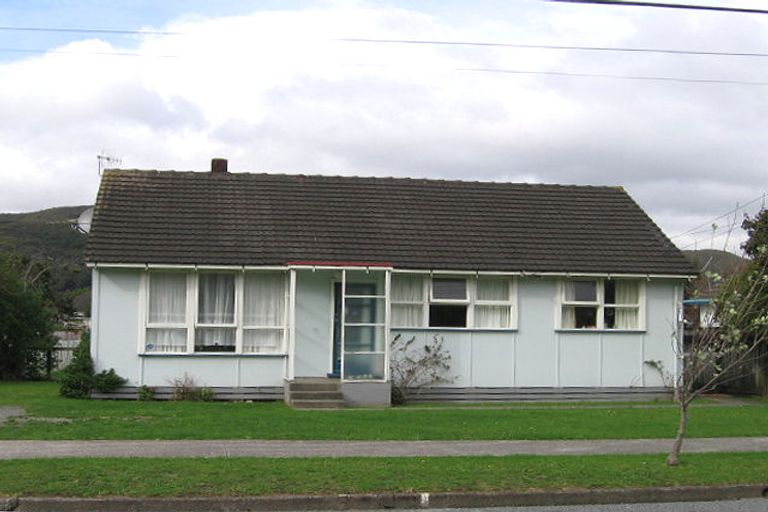 Photo of property in 1168 Taita Drive, Taita, Lower Hutt, 5011