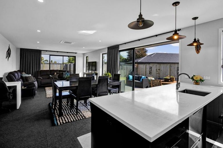 Photo of property in 8 Wheki Lane, Inglewood, 4330